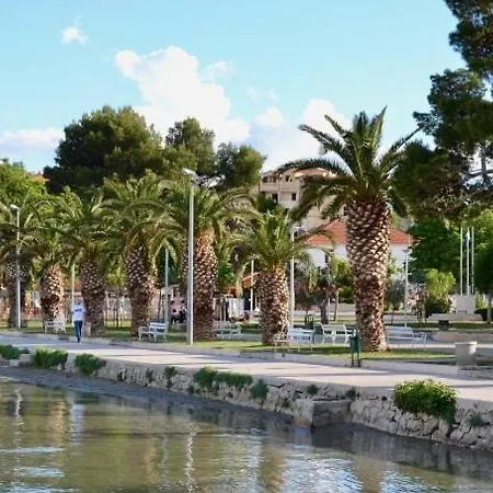 Apartman Vinea Apartament *